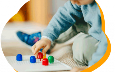 Développer la motricité fine des tout-petits avec les Busy Boards Tikimonti